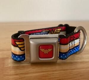 Buckle-Down Wonder Woman Logo Full Color Red Seatbelt Buckle Dog Collar - Small